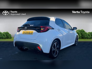 Used Toyota Yaris 2024 for sale - 77087276: Photo