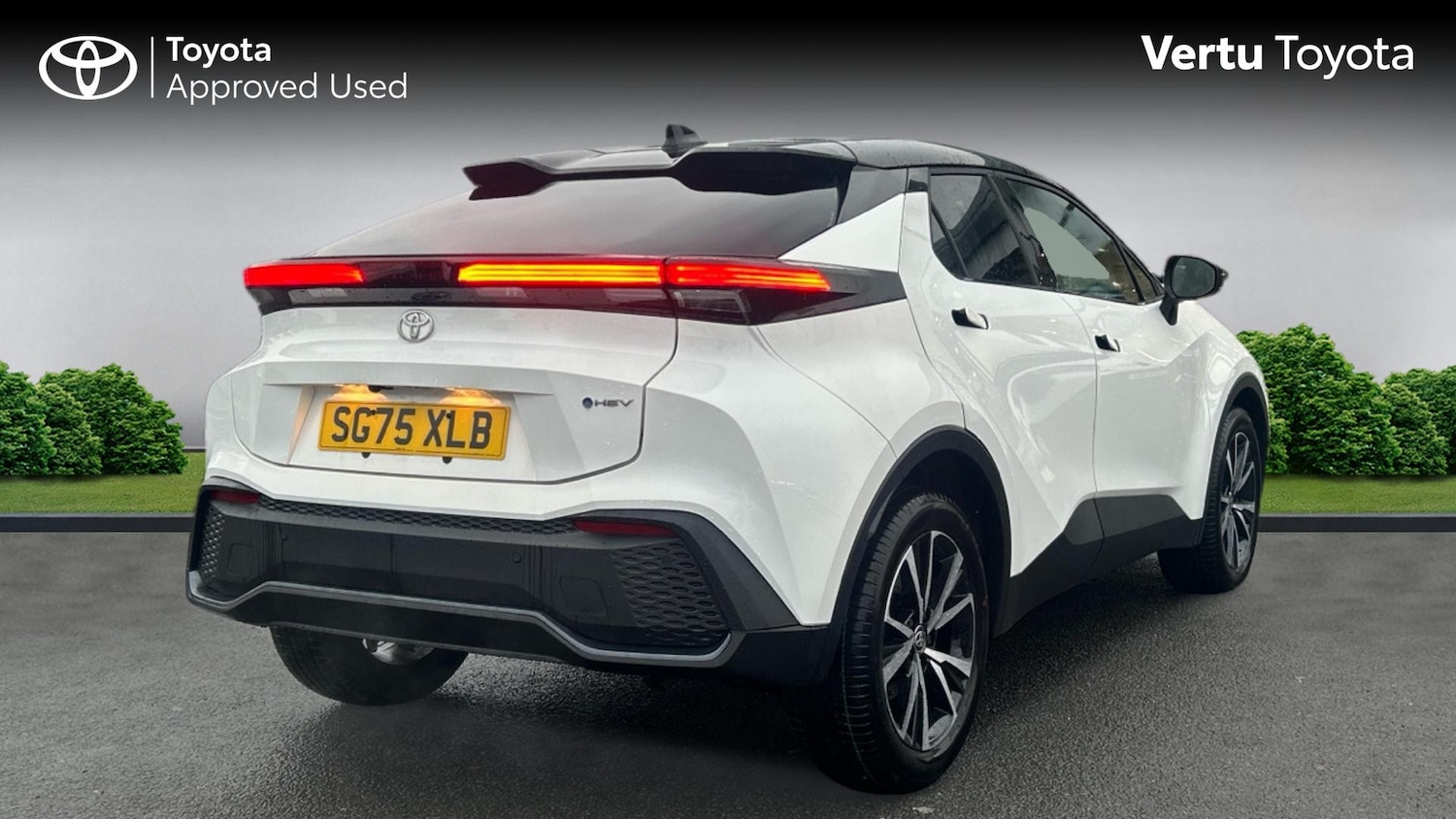 Used Toyota C-HR 2025 for sale - 76598839: Photo 2