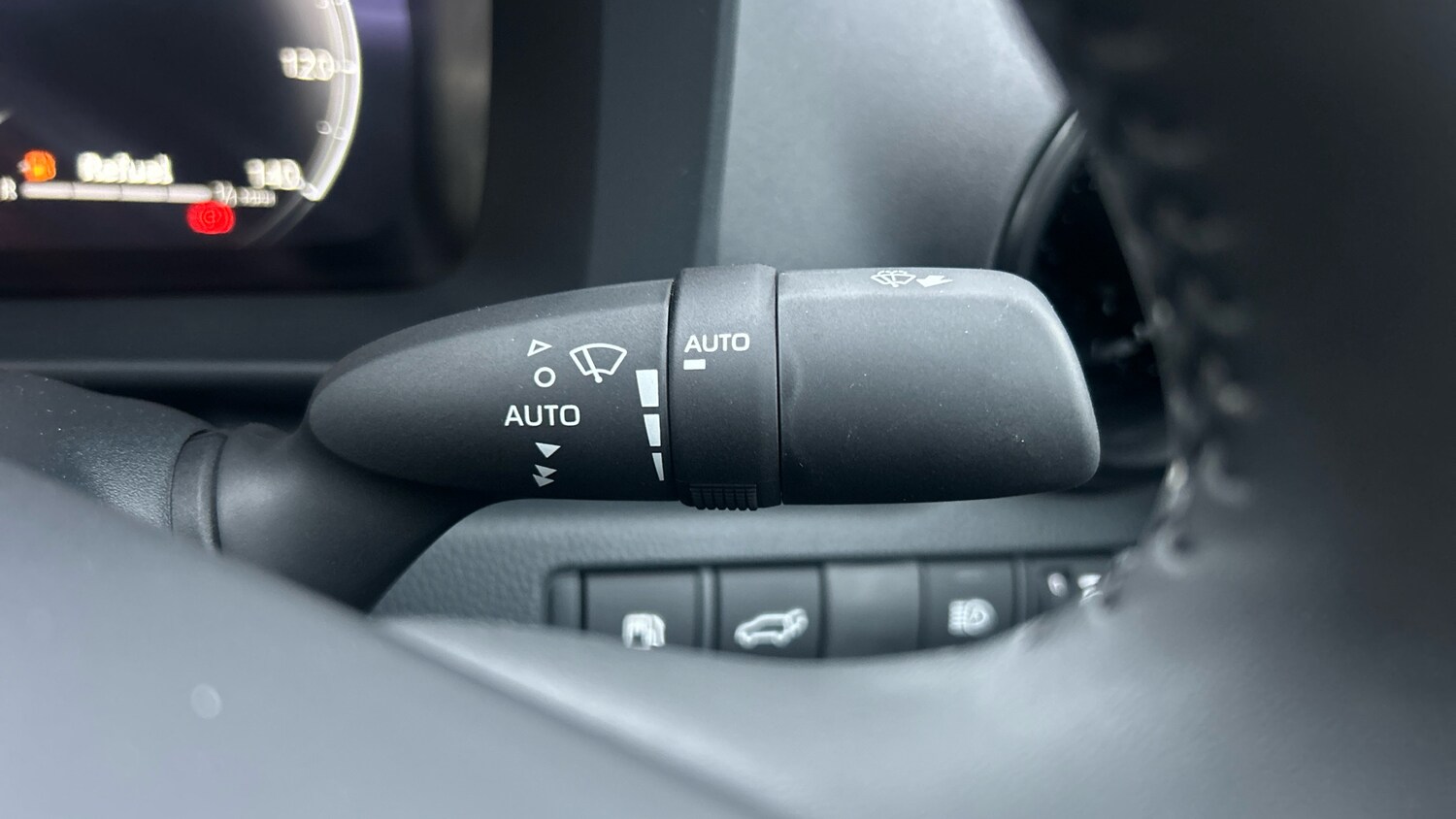 Used Toyota C-HR 2025 for sale - 76598839: Photo 37