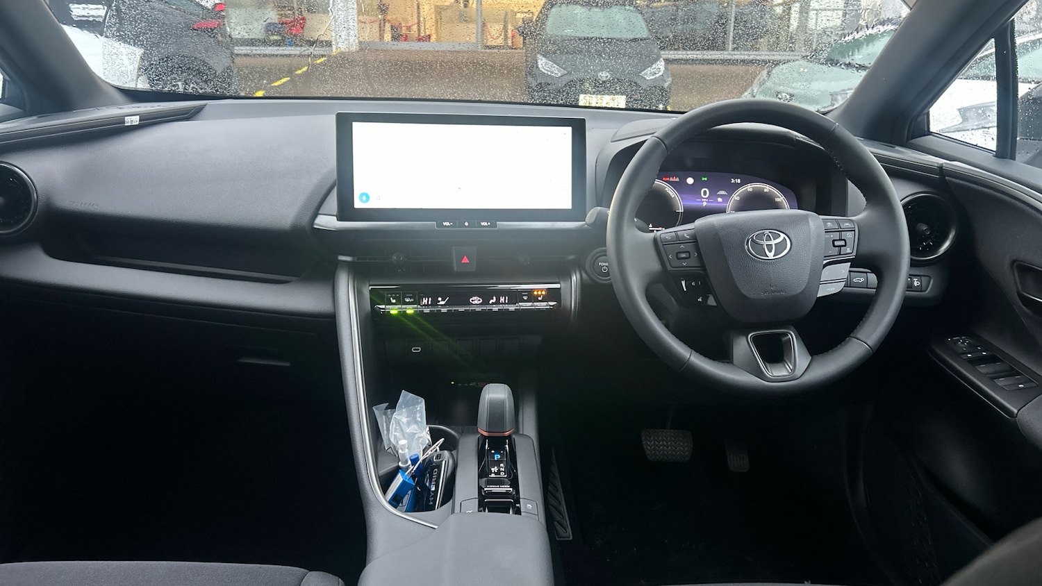 Used Toyota C-HR 2025 for sale - 76598839: Photo 5