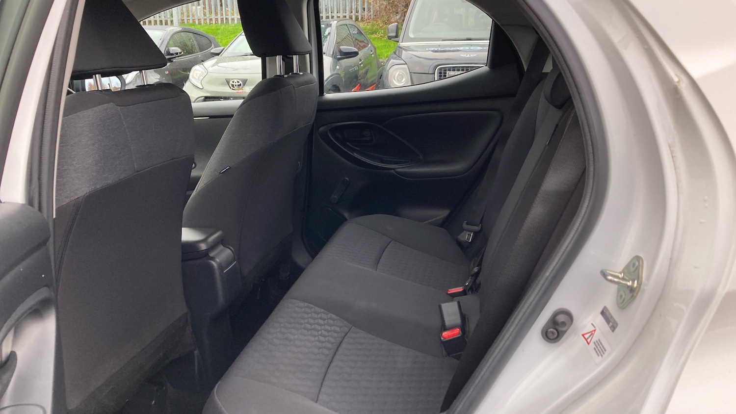 Used Toyota Yaris 2022 for sale - 76818776: Photo 13