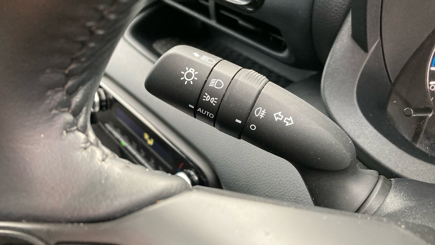 Used Toyota Yaris 2022 for sale - 76818776: Photo 33