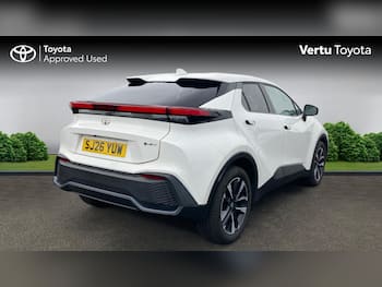 Used Toyota C-HR 2026 for sale - 79716728: Photo