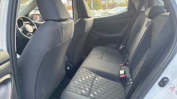 Used Toyota Yaris 2024 for sale - 76157028: Photo 13
