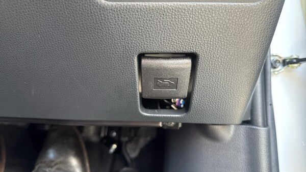 Used Toyota Yaris 2024 for sale - 76157028: Photo 23