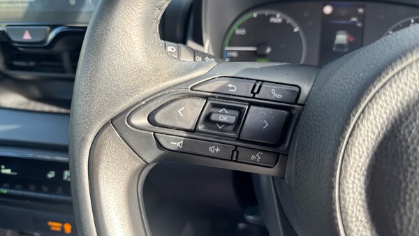 Used Toyota Yaris 2024 for sale - 76157028: Photo 27