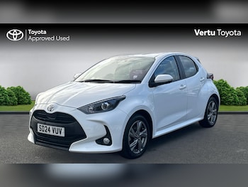 Used Toyota Yaris 2024 for sale - 76157028: Photo 3
