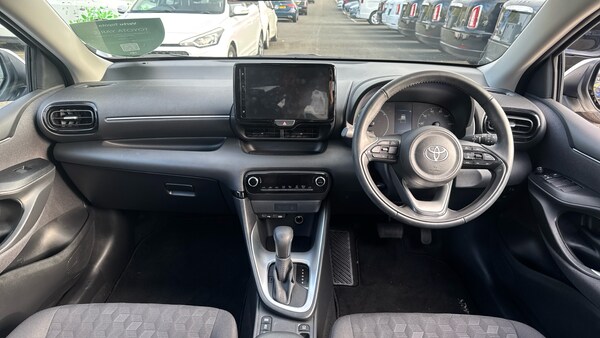 Used Toyota Yaris 2024 for sale - 76157028: Photo 5