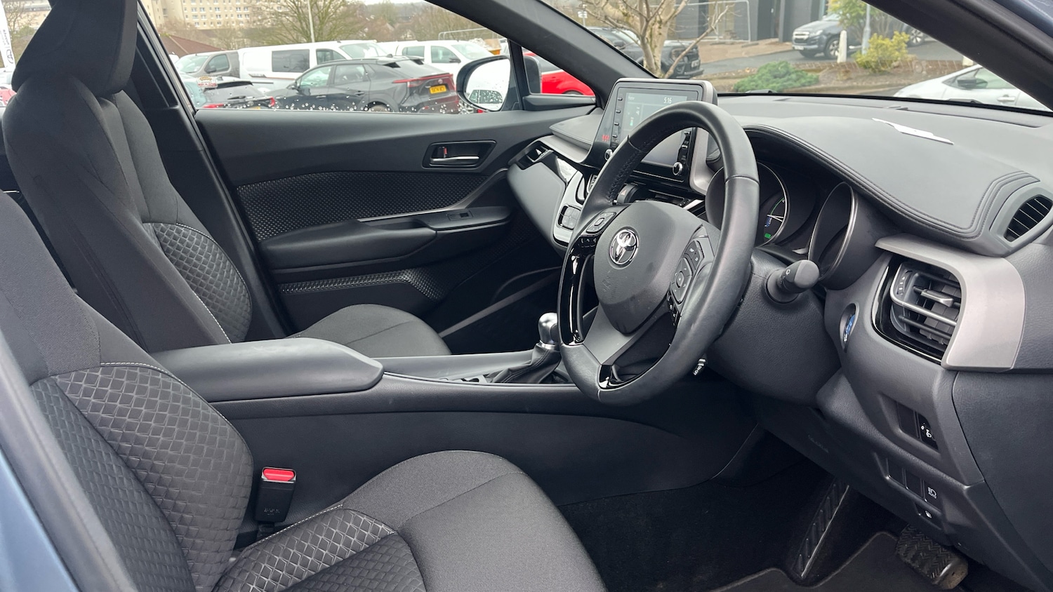 Used Toyota C-HR 2022 for sale - 77601909: Photo 11