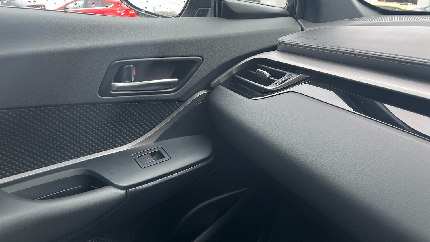 Used Toyota C-HR 2022 for sale - 77601909: Photo 26