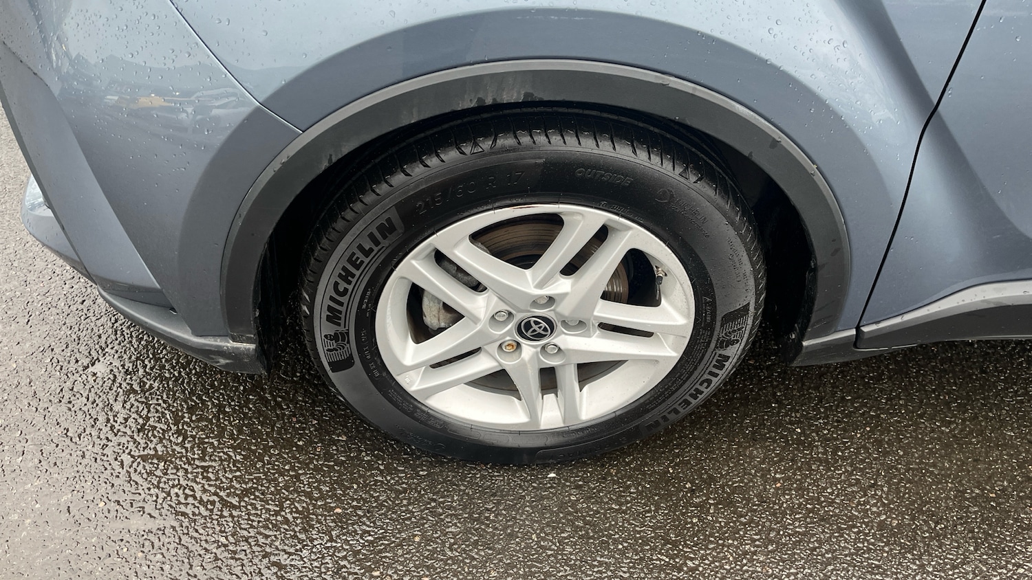 Used Toyota C-HR 2022 for sale - 77601909: Photo 34