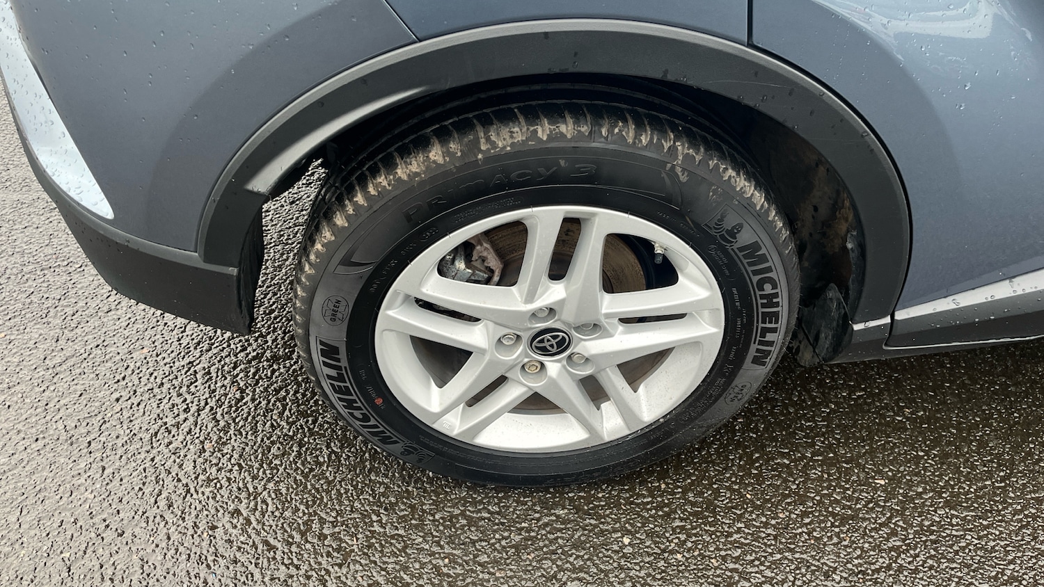 Used Toyota C-HR 2022 for sale - 77601909: Photo 43