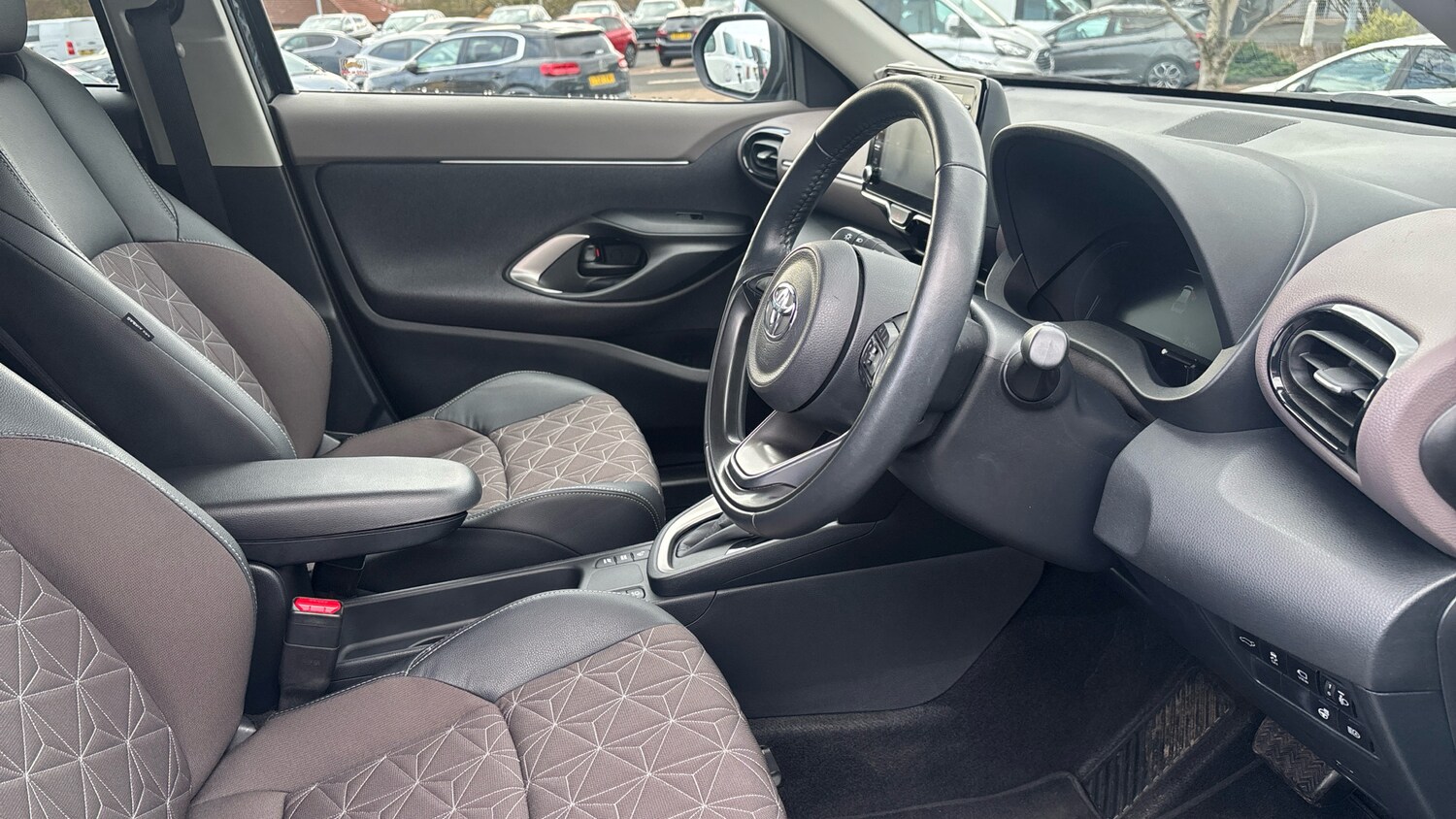 Used Toyota Yaris Cross 2023 for sale - 78149863: Photo 12