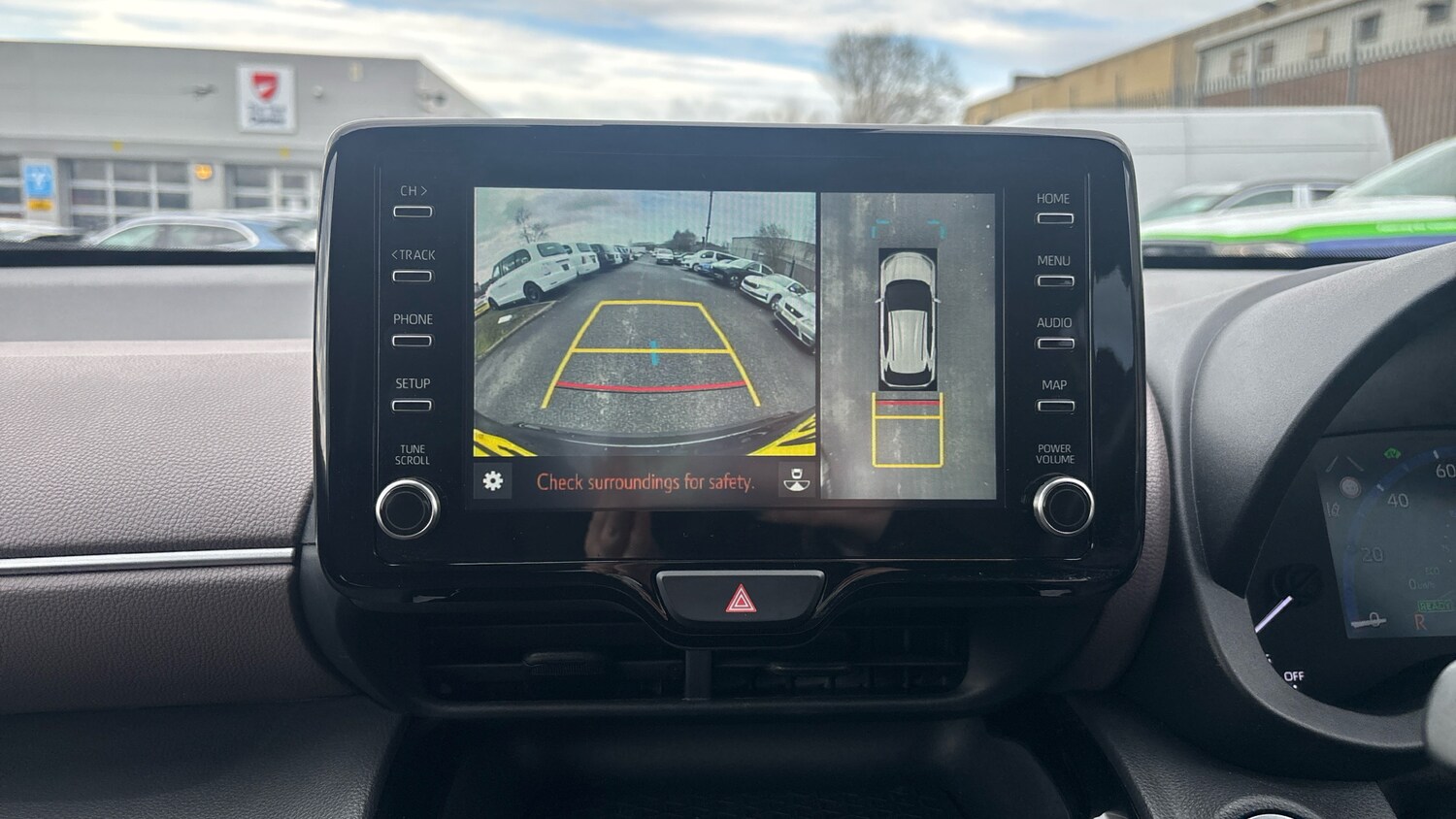 Used Toyota Yaris Cross 2023 for sale - 78149863: Photo 38