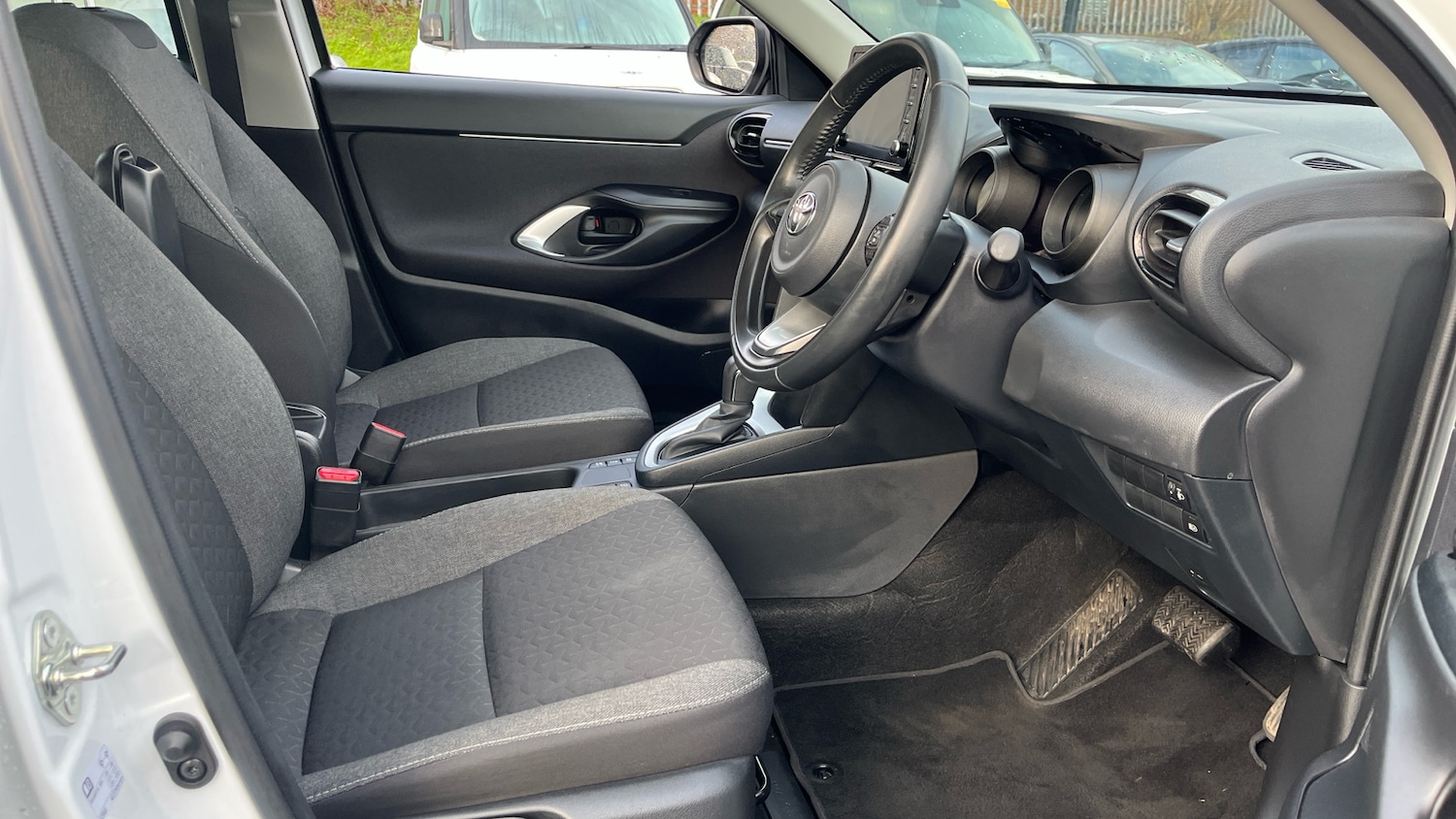 Used Toyota Yaris Cross 2024 for sale - 76957351: Photo 11