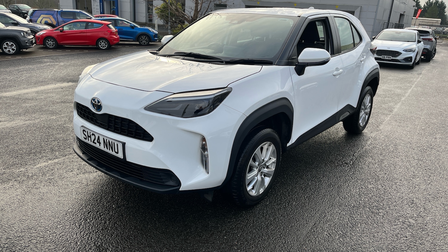 Used Toyota Yaris Cross 2024 for sale - 76957351: Photo 30