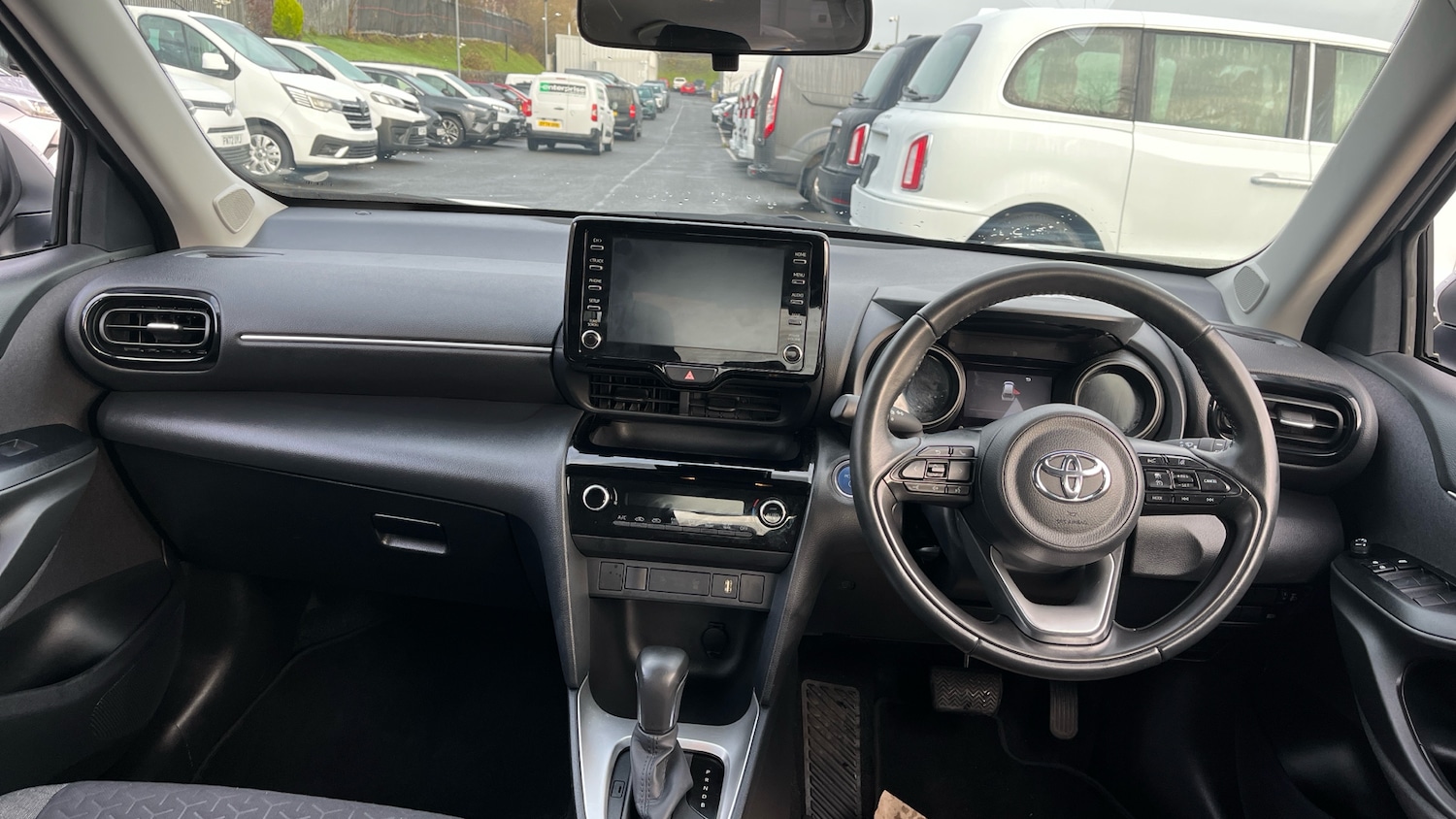Used Toyota Yaris Cross 2024 for sale - 76957351: Photo 5
