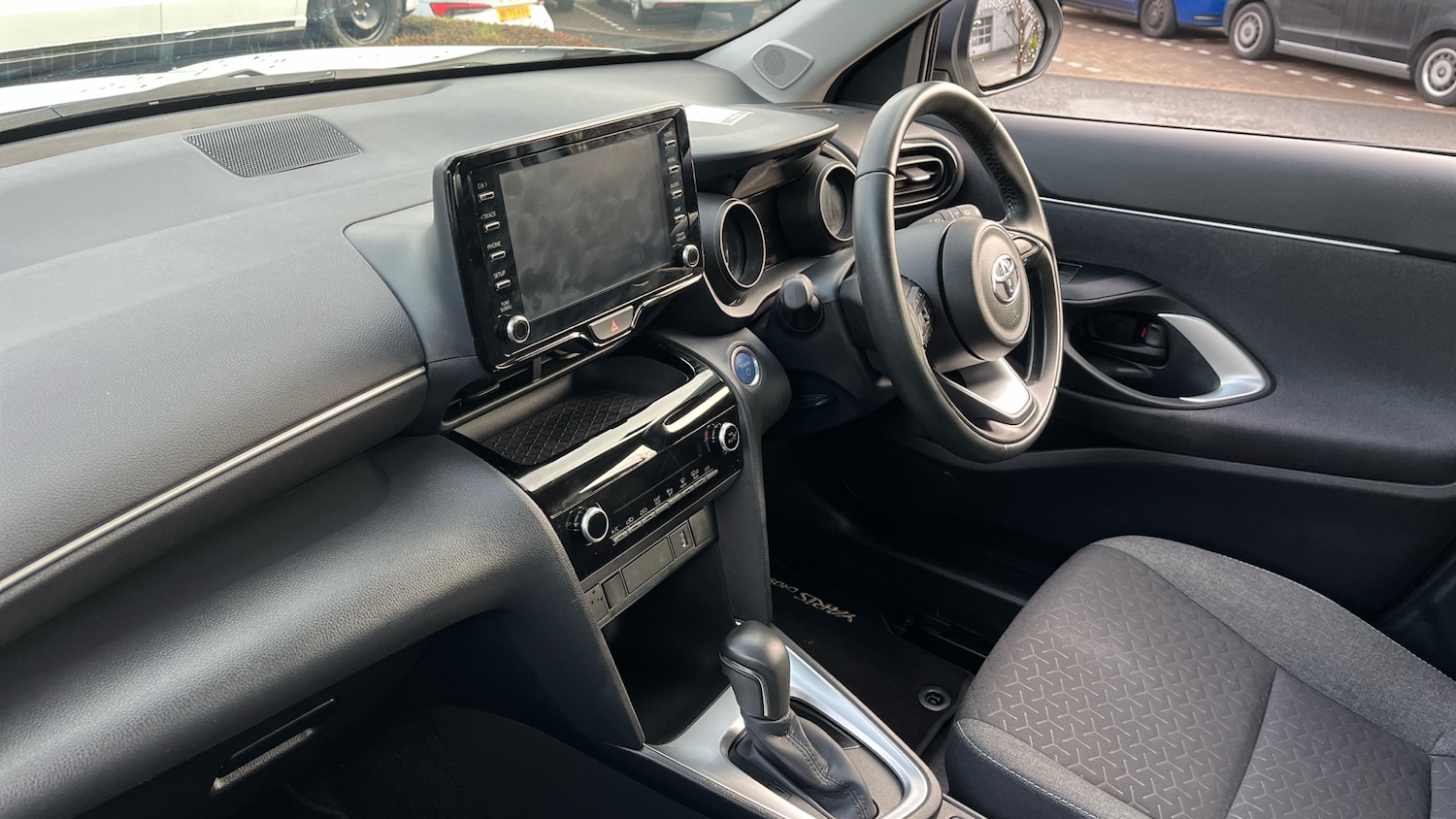 Used Toyota Yaris Cross 2024 for sale - 76957351: Photo 51