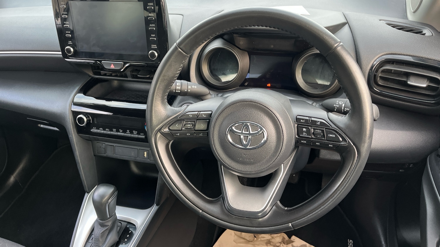 Used Toyota Yaris Cross 2024 for sale - 76957351: Photo 6
