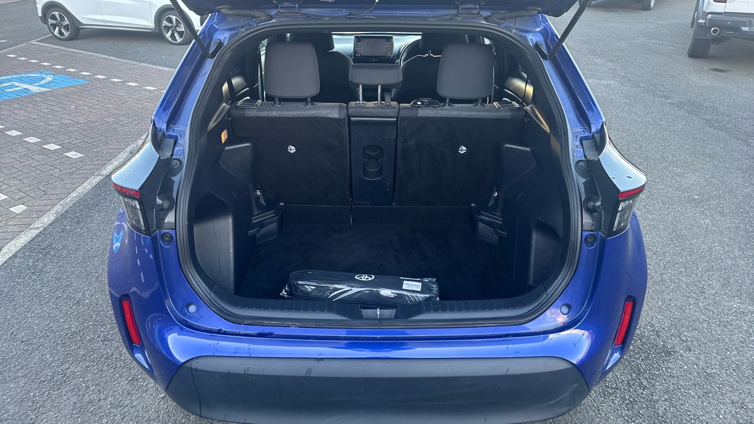 Used Toyota Yaris Cross 2022 for sale - 76734900: Photo 14