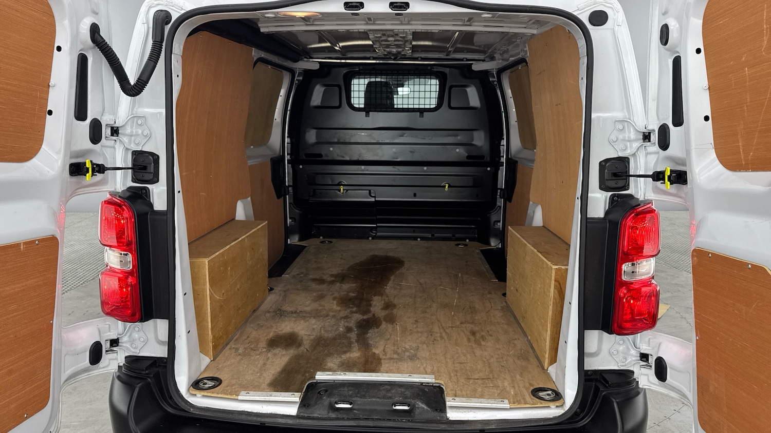 Used Toyota ProAce 2023 for sale - 77844568: Photo 14