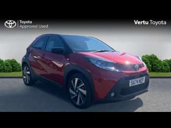 2024 (74) - 1.0 VVT-i Edge 5dr Petrol Hatchback