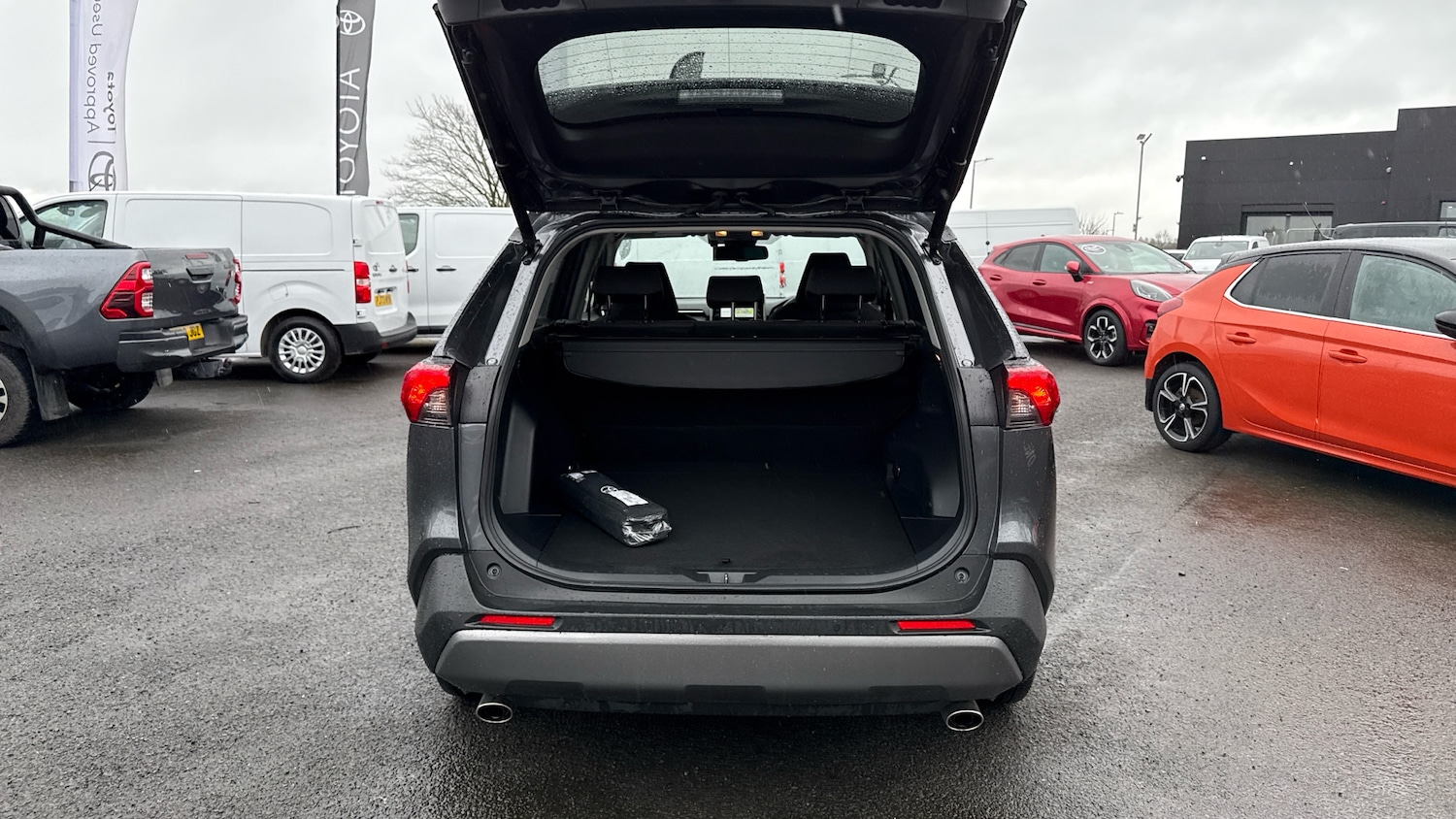 Used Toyota RAV4 2021 for sale - 77503993: Photo 14