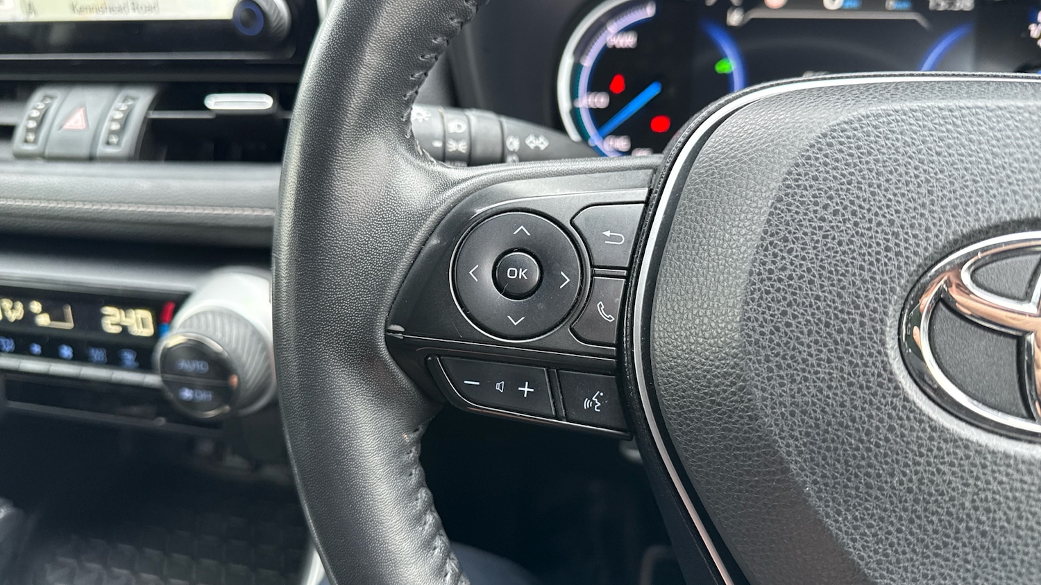 Used Toyota RAV4 2021 for sale - 77503993: Photo 30