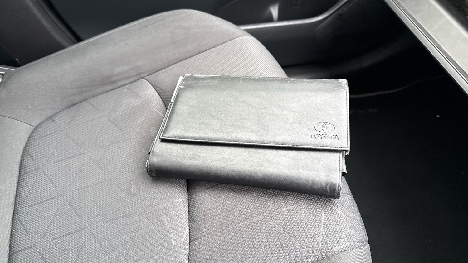 Used Toyota RAV4 2021 for sale - 77503993: Photo 43