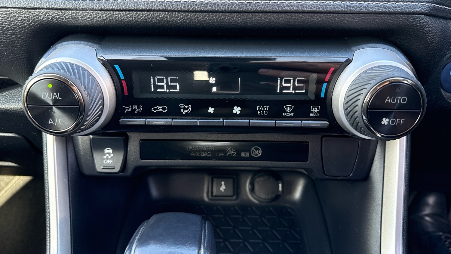 Used Toyota RAV4 2021 for sale - 78090553: Photo 36