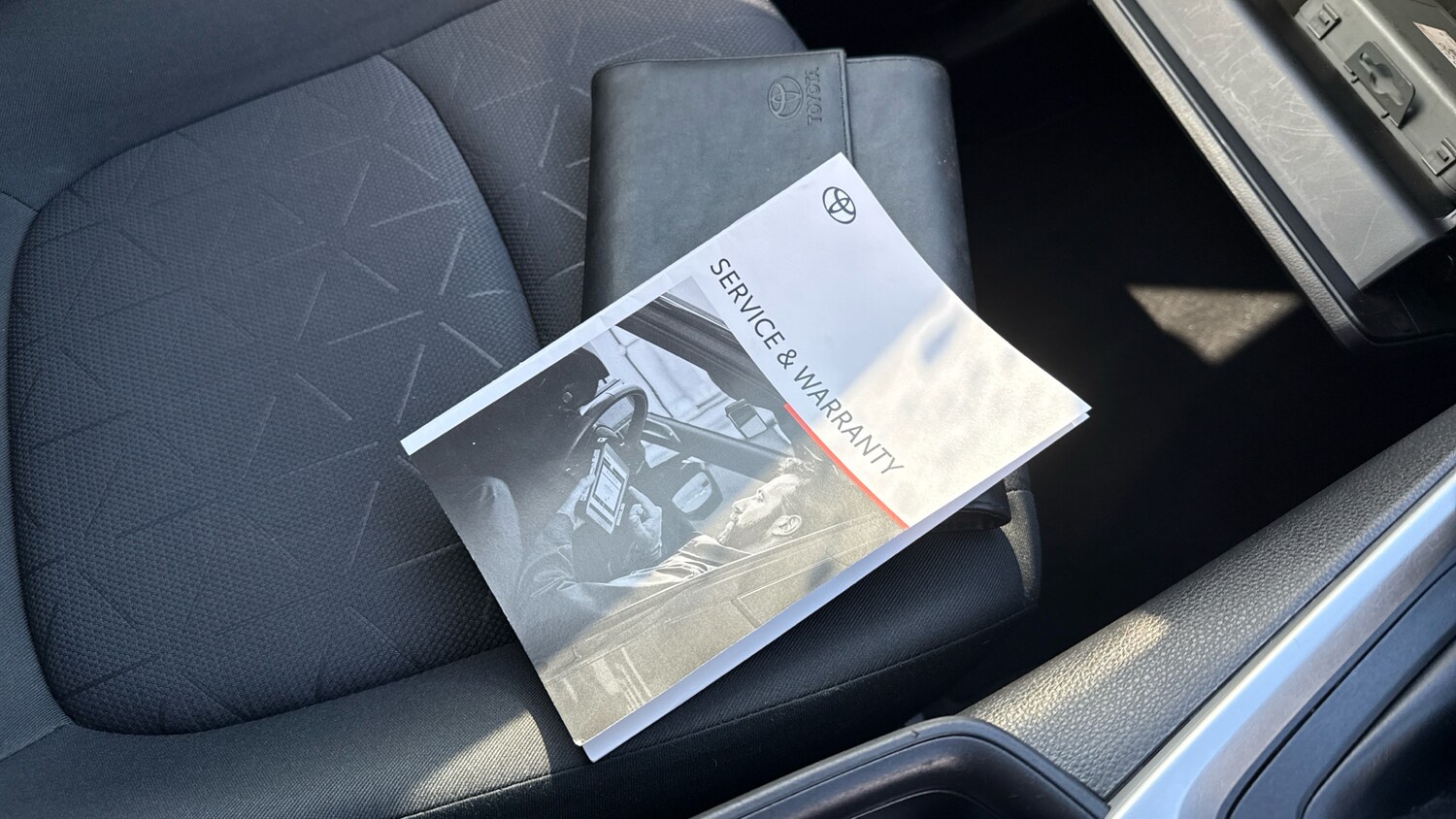 Used Toyota RAV4 2021 for sale - 78090553: Photo 41