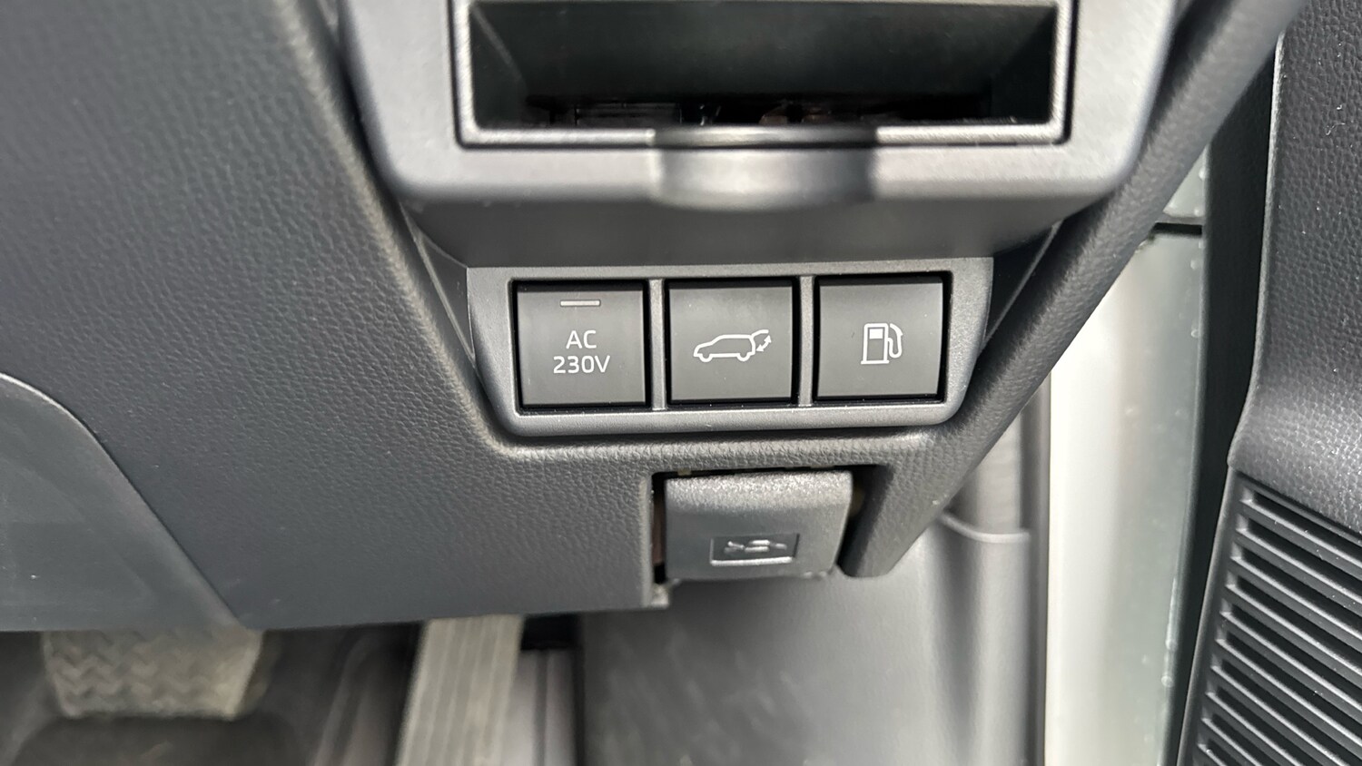 Used Toyota Prius 2025 for sale - 76639574: Photo 23