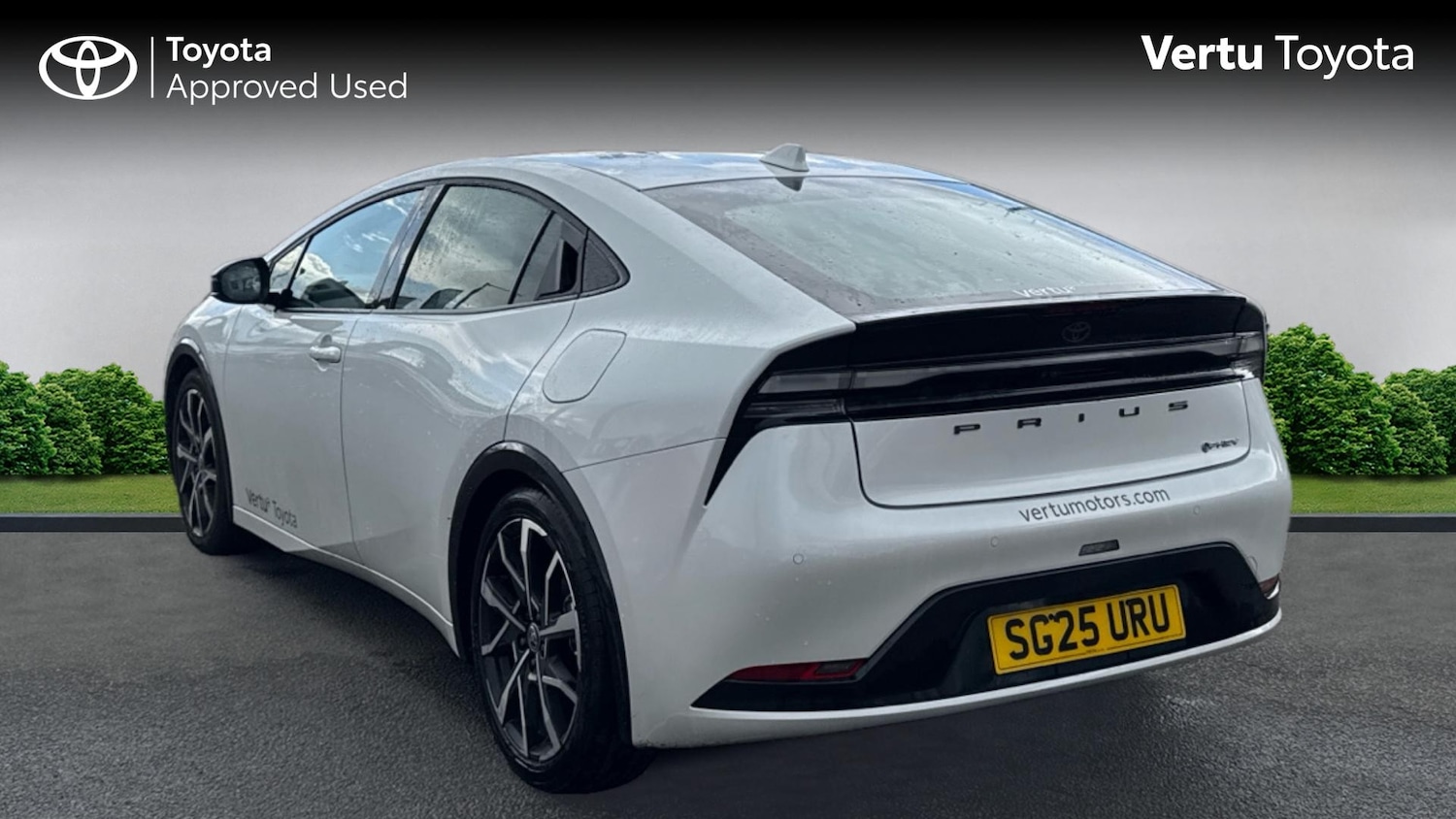 Used Toyota Prius 2025 for sale - 76639574: Photo 4