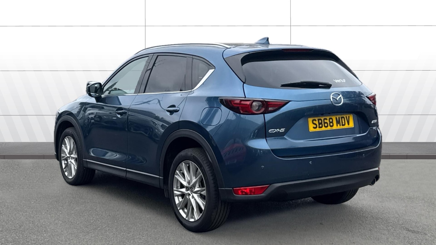 Used Mazda CX-5 2018 for sale - 76299711: Photo 2