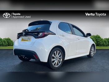 Used Toyota Yaris 2023 for sale - 76554145: Photo
