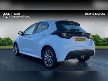 Used Toyota Yaris 2023 for sale - 76554145: Photo