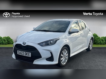 Used Toyota Yaris 2022 for sale - 76403172: Photo