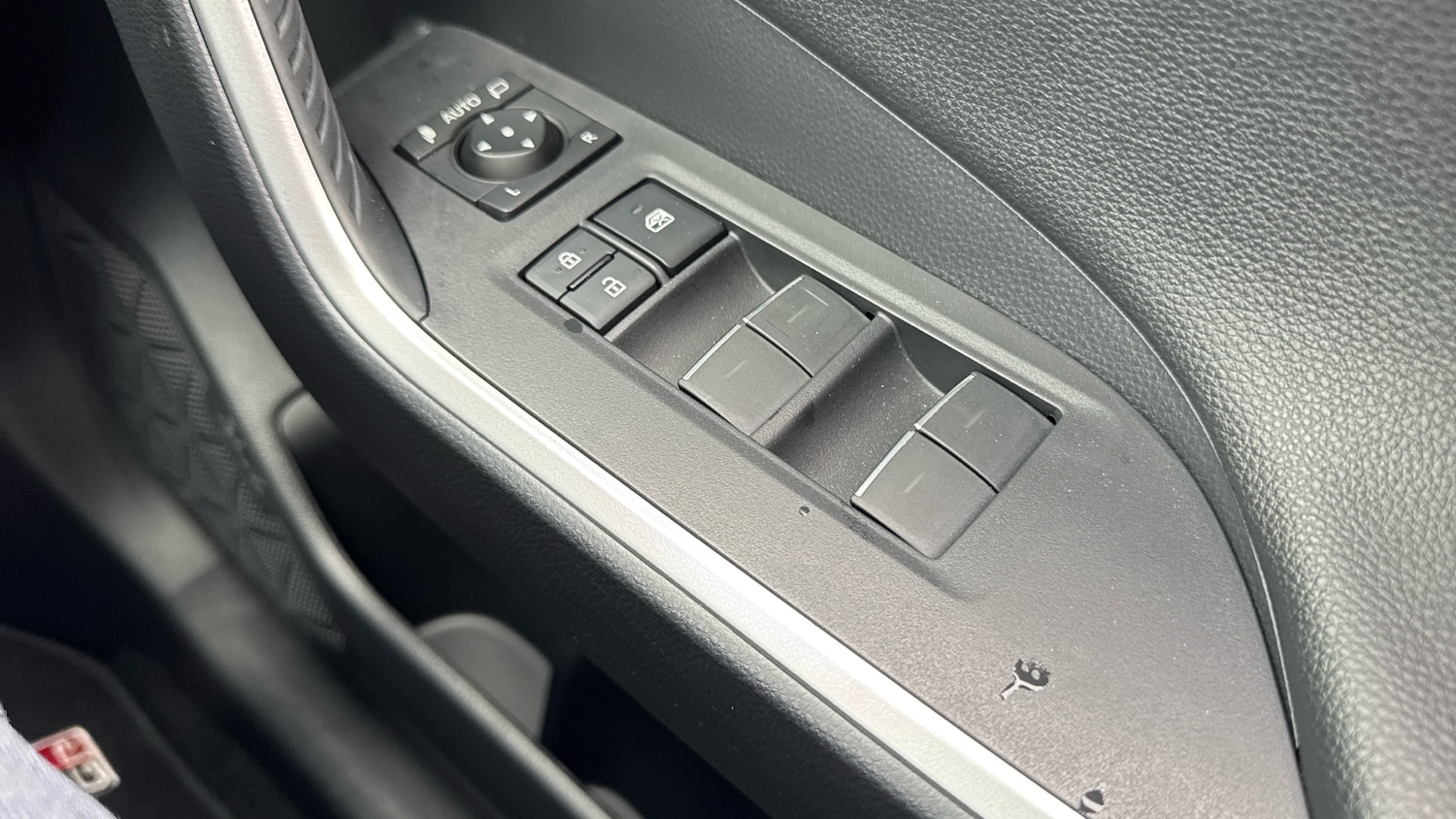 Used Toyota RAV4 2025 for sale - 76694741: Photo 33