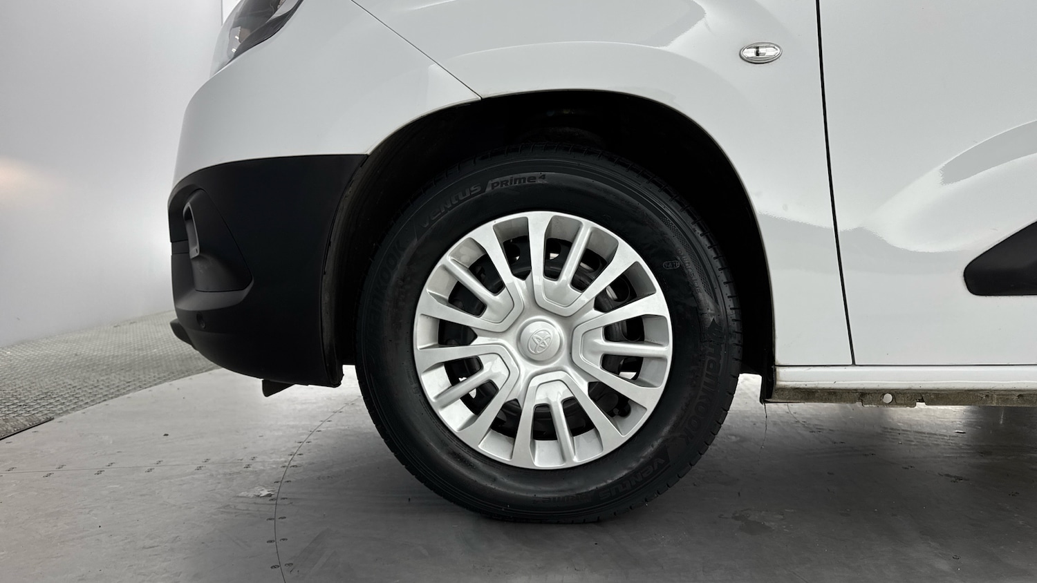 Used Toyota ProAce 2022 for sale - 77336428: Photo 18