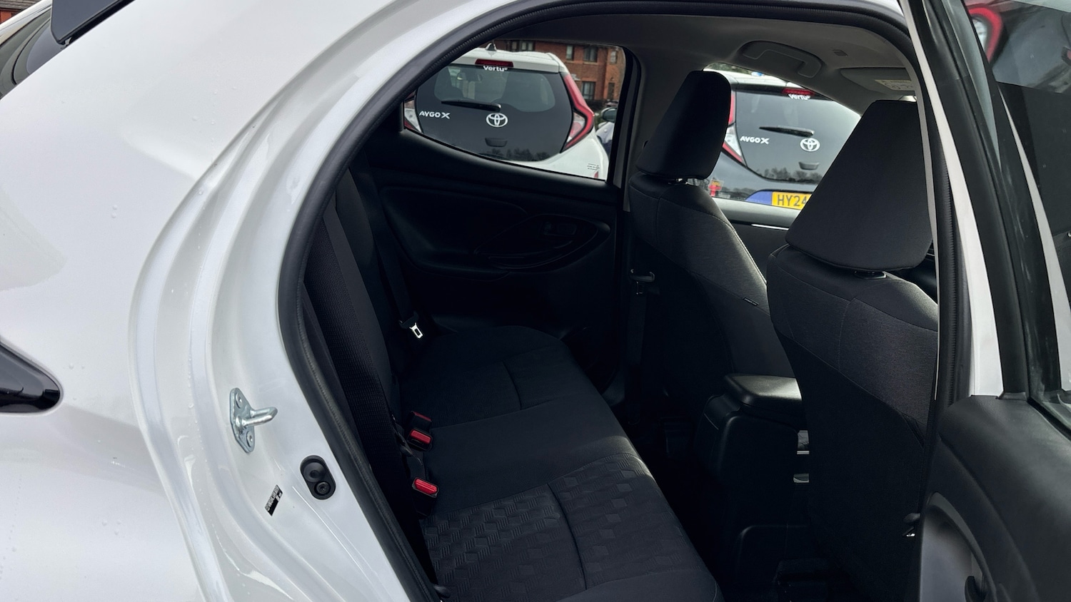 Used Toyota Yaris 2025 for sale - 77601908: Photo 12