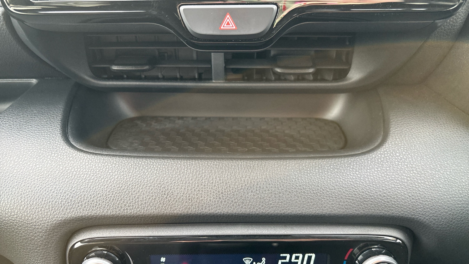 Used Toyota Yaris 2025 for sale - 77601908: Photo 30