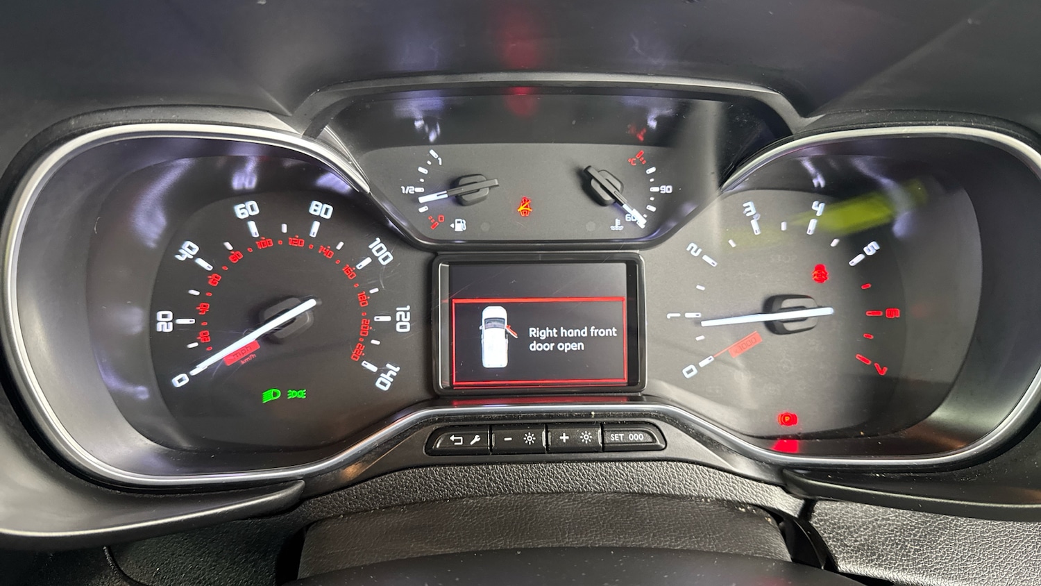 Used Toyota ProAce 2023 for sale - 77505625: Photo 9