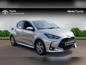 Used Toyota Yaris 2024 for sale - 76984614: Photo