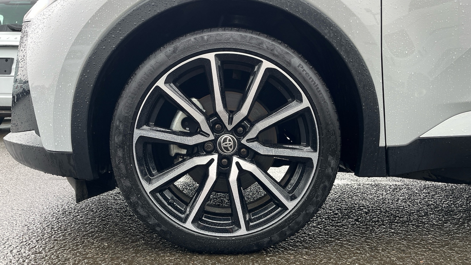 Used Toyota C-HR 2024 for sale - 77932546: Photo 18