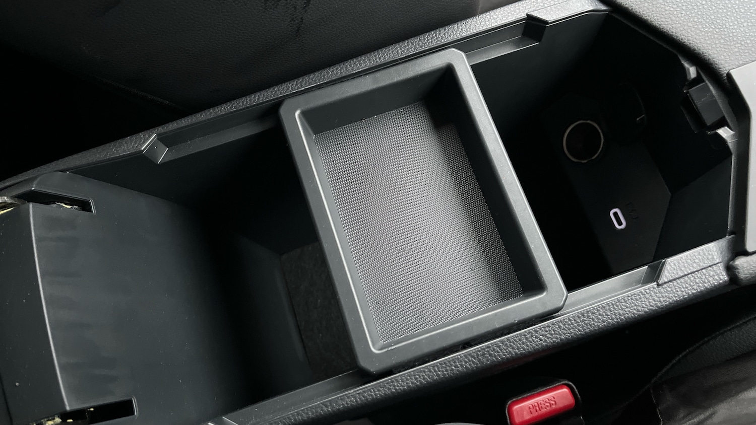 Used Toyota C-HR 2024 for sale - 77932546: Photo 34