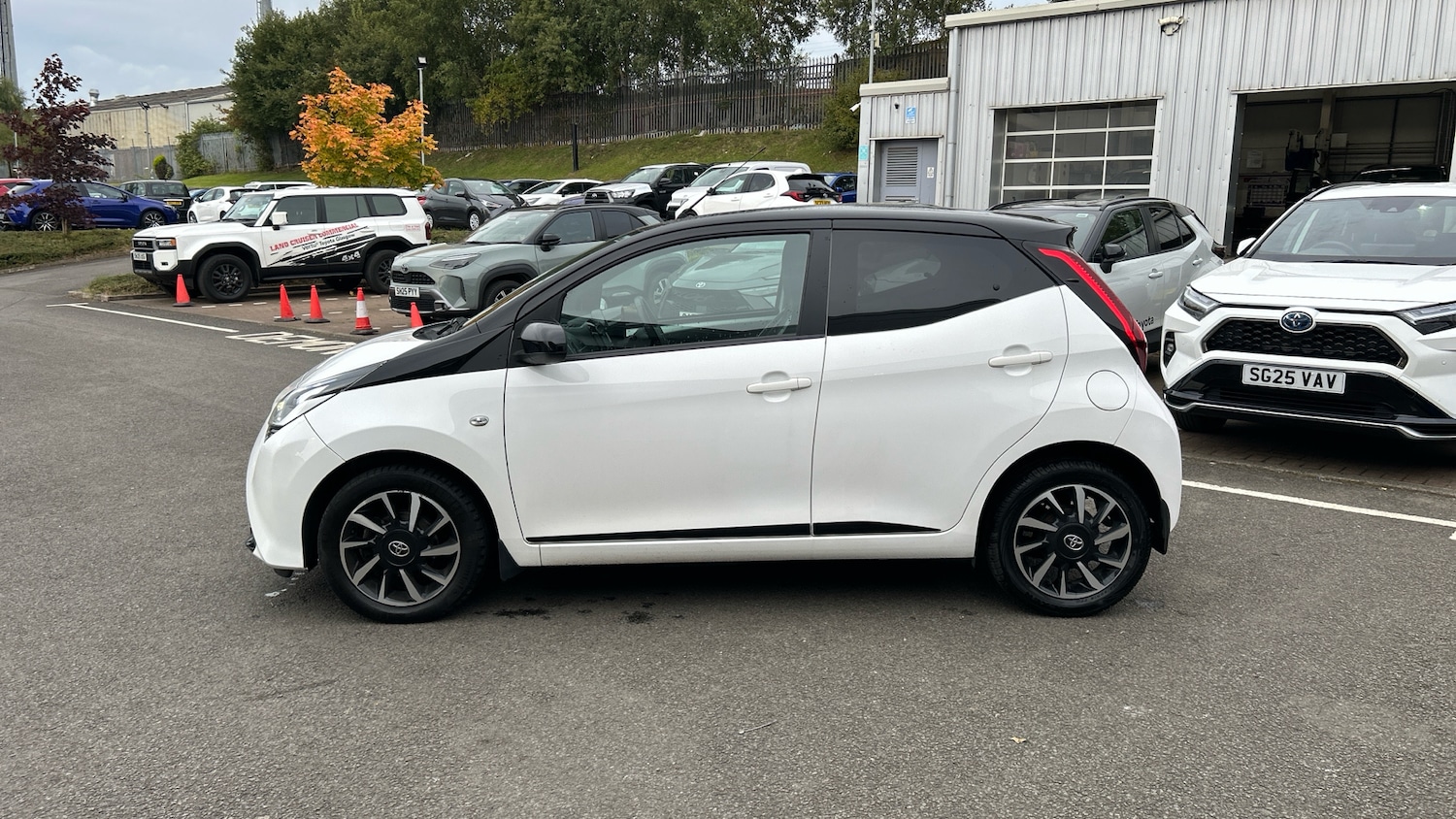 Used Toyota AYGO 2021 for sale - 76157027: Photo 17