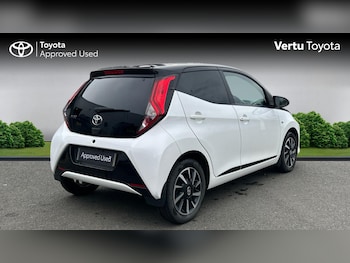 Used Toyota AYGO 2021 for sale - 76157027: Photo