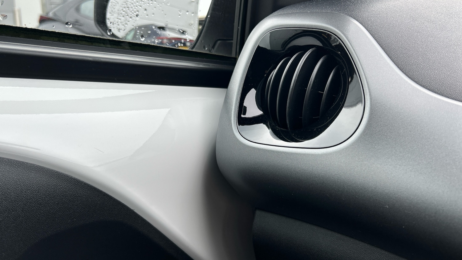 Used Toyota AYGO 2021 for sale - 76157027: Photo 42