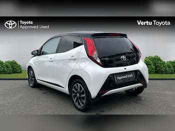 Used Toyota AYGO 2021 for sale - 76157027: Photo