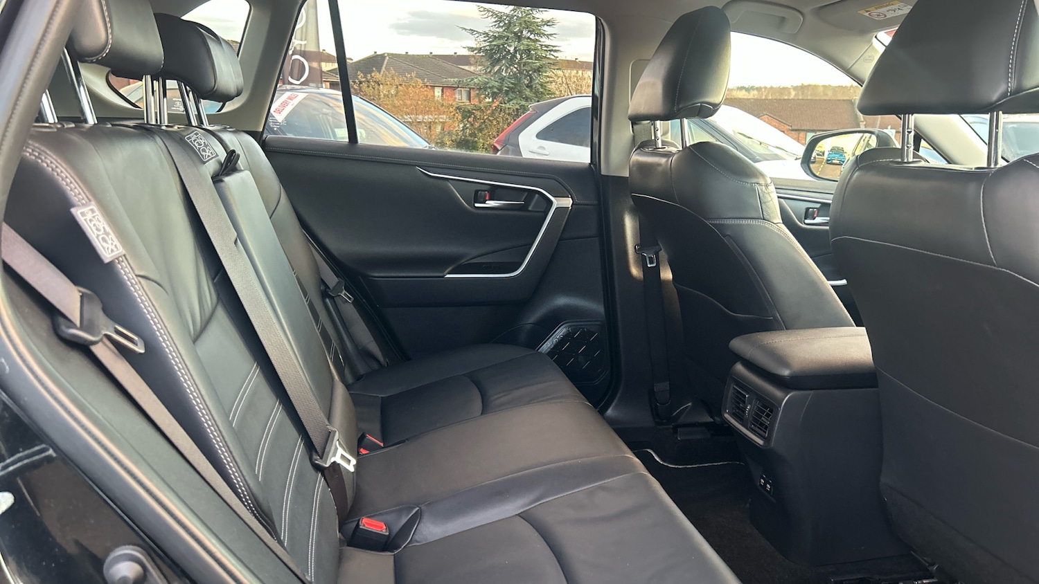 Used Toyota RAV4 2019 for sale - 76427768: Photo 12